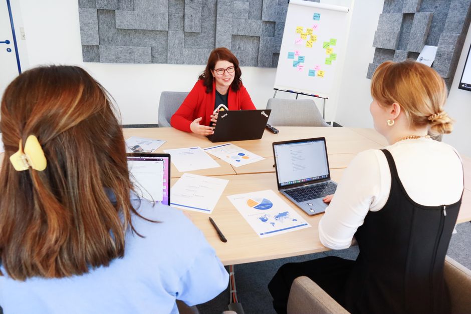 Illustration zum Thema UX/UI Design Ausbildung
